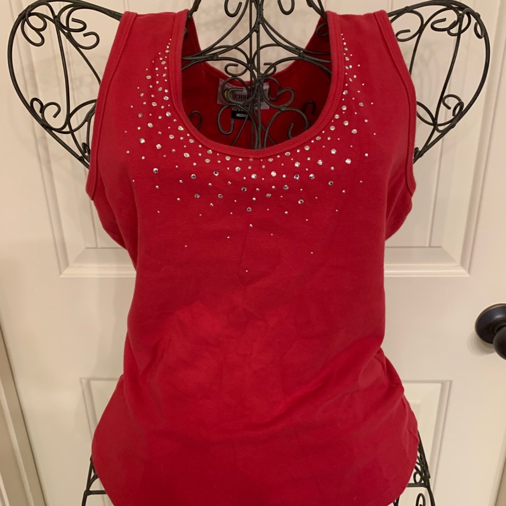 Women’s tank size medium